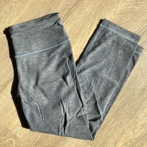 Lululemon 3/4 Leggings (Size 2)